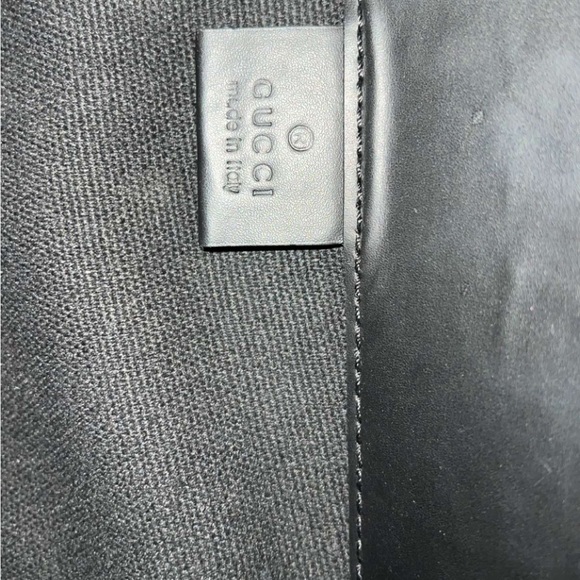 GG black backpack only worn once - Picture 8 of 10